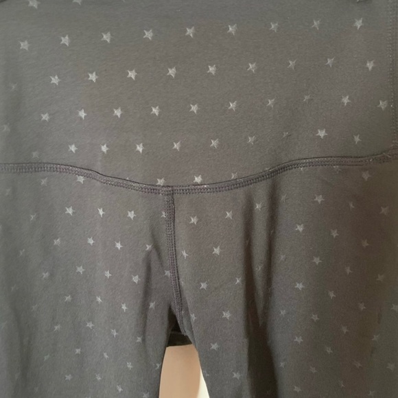 BARRY'S FIT BLACK EMBOSSED SPEED TIGHT - Picture 4 of 6